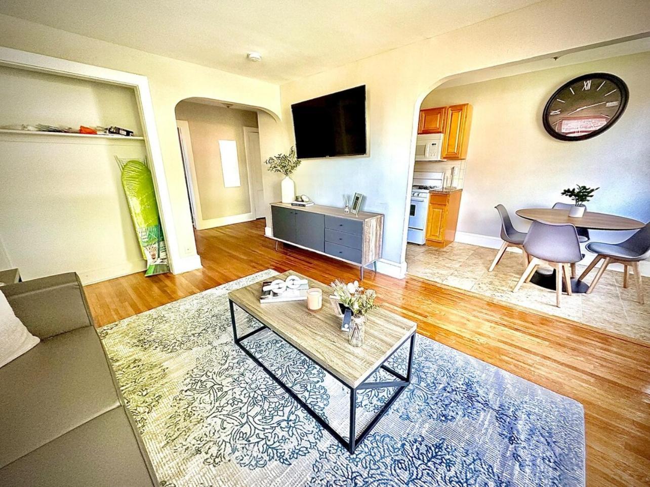 Lennox C304 Peaceful & Perfect Private 1-br